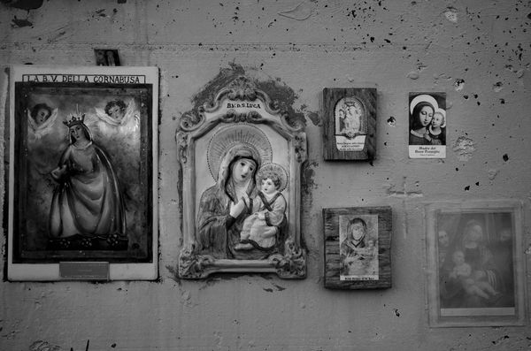 © Linda Vukaj - Image from the Under the wall. Border images photography project