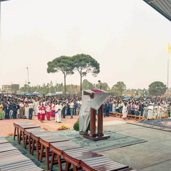 © Colin Delfosse - Image from the Apparitions photography project