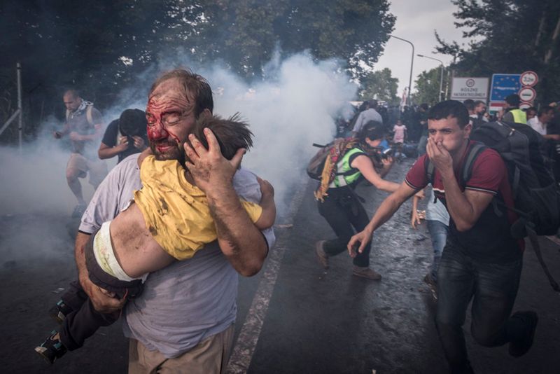 © Sergey Ponomarev - Image from the Exodus: A Long Way Home photography project