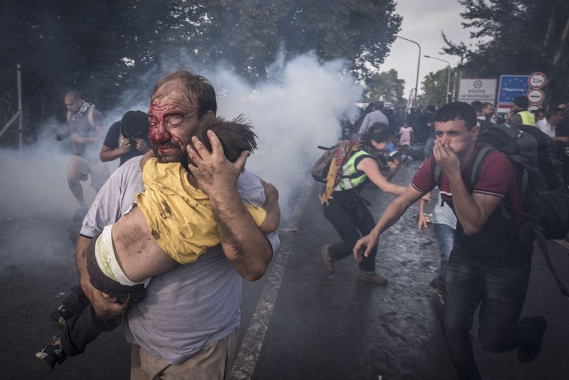 © Sergey Ponomarev - Image from the Exodus: A Long Way Home photography project