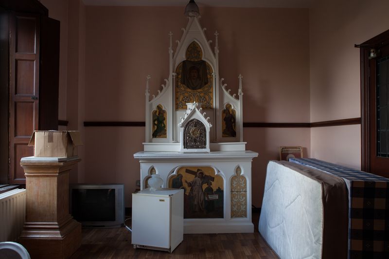 © Pauline Rowan - Tabernacle