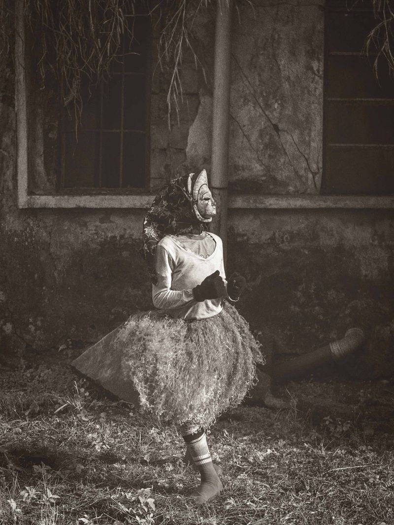 © neec nonso - Image from the bOys' fraternity photography project