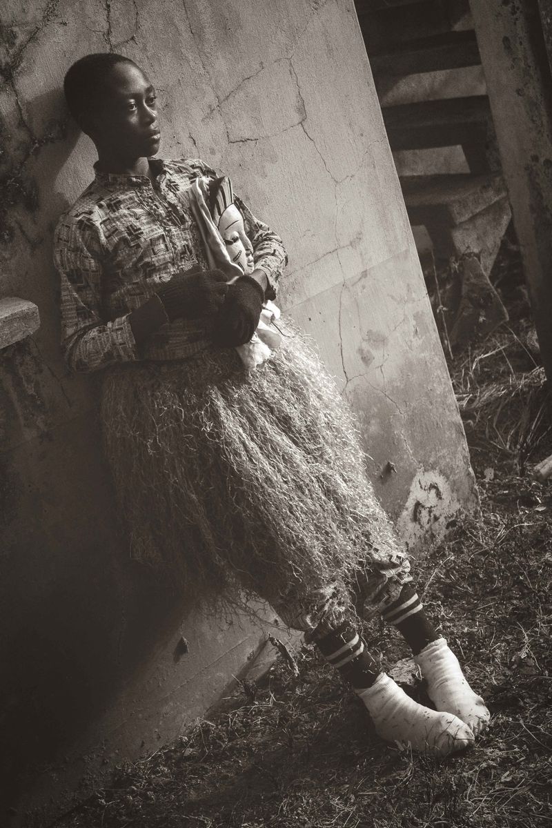 © neec nonso - Image from the bOys' fraternity photography project