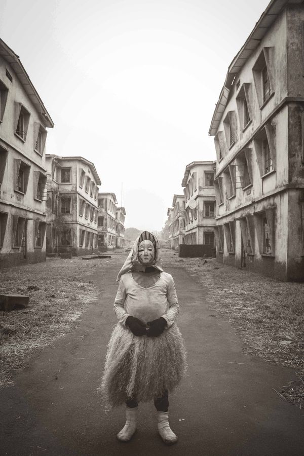 © neec nonso - Image from the bOys' fraternity photography project