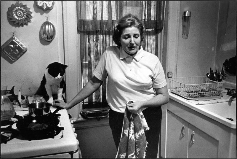 © Diana Mara Henry - Miriam in her kitchen.