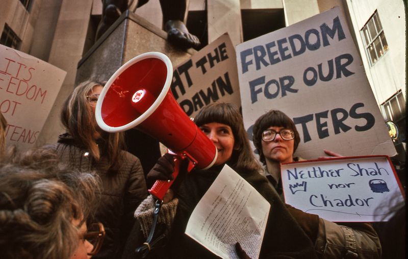 © Diana Mara Henry - Image from the The Women's Pentagon Action and Solidarity with the Women of Iran photography project