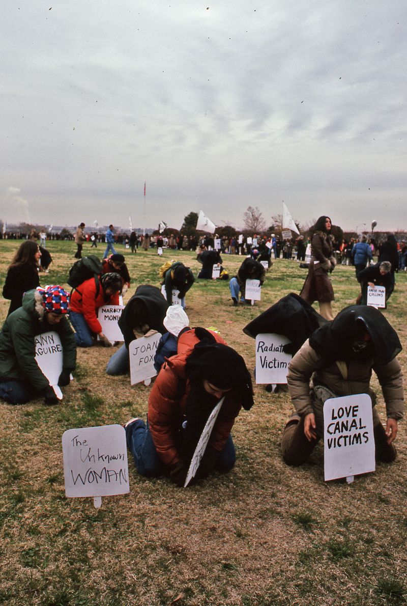 © Diana Mara Henry - Image from the The Women's Pentagon Action and Solidarity with the Women of Iran photography project