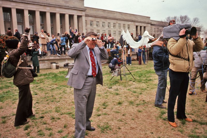 © Diana Mara Henry - Image from the The Women's Pentagon Action and Solidarity with the Women of Iran photography project