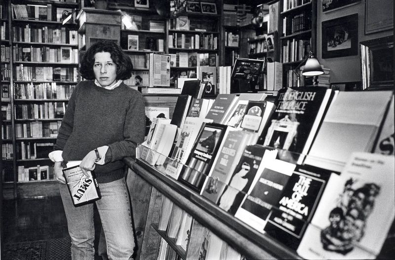 © Diana Mara Henry - Fran Lebowitz posing at the bookstore, Greenwich Village