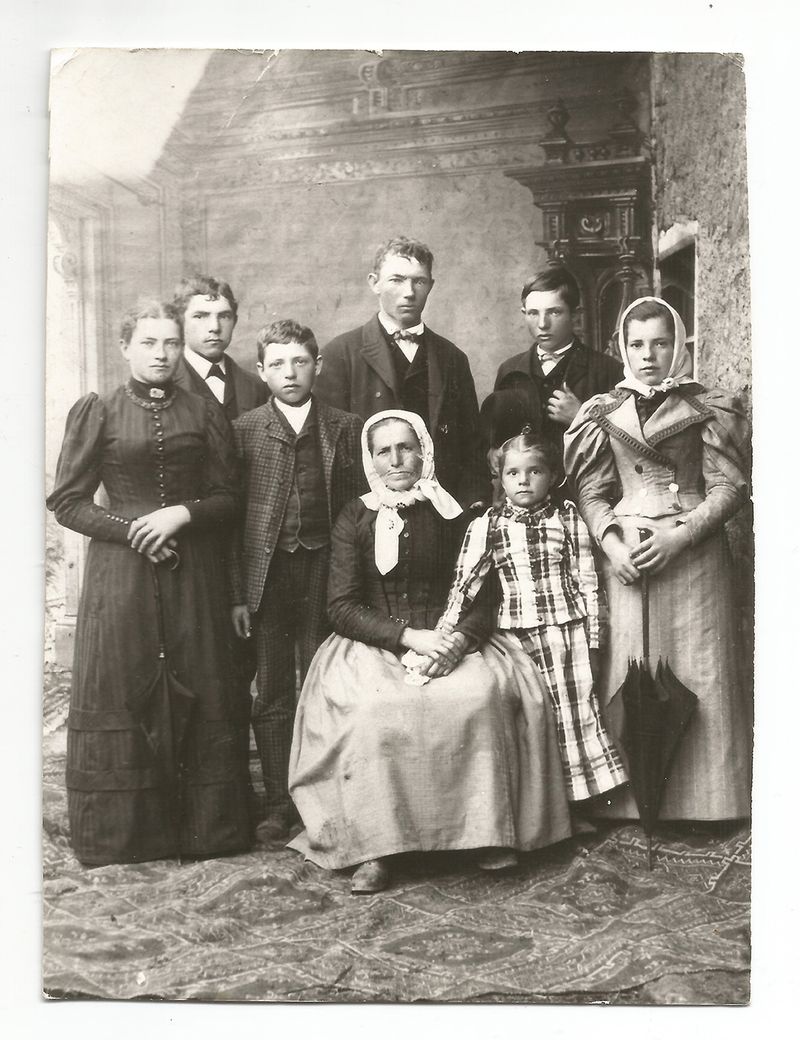 © Irene Charlotte - Image from the Matriarchal Spring photography project