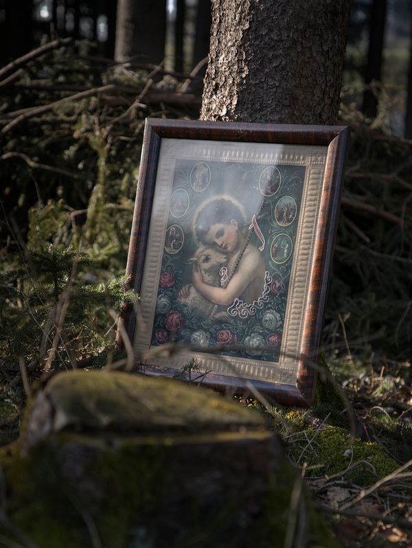 © Irene Charlotte - Image from the Matriarchal Spring photography project