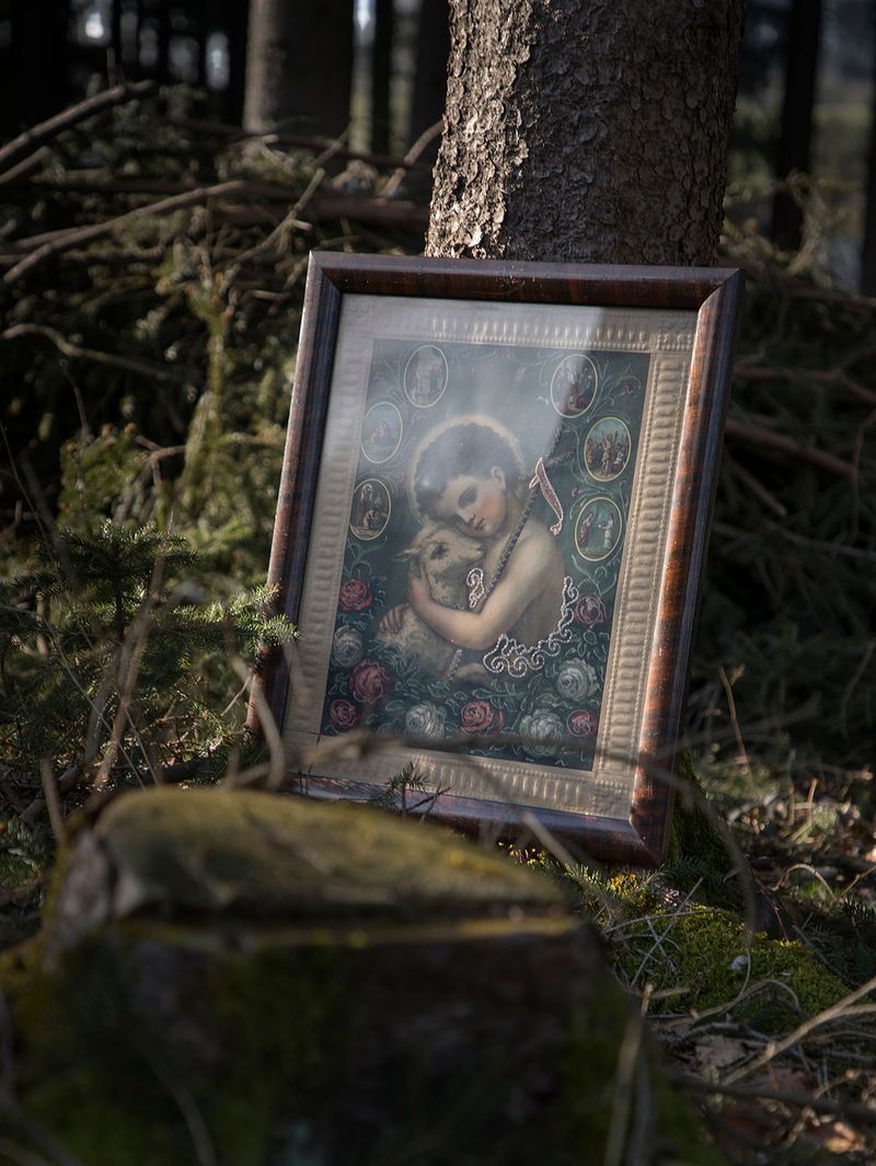 © Irene Charlotte - Image from the Matriarchal Spring photography project