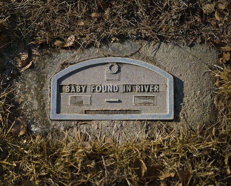 © Steve Davis - Image from the As American Falls photography project