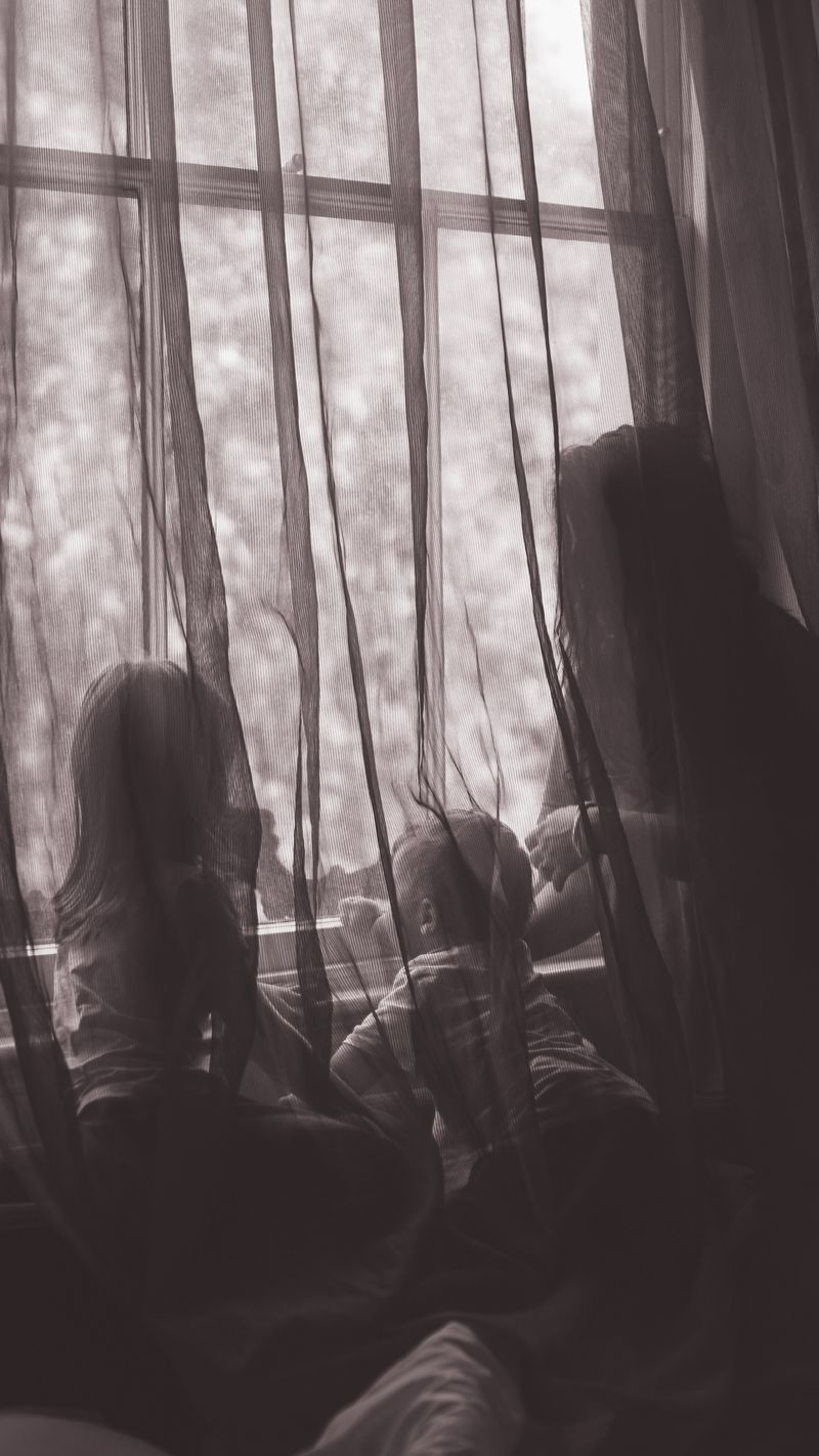 © Madalina Beda - They see USWE see them too