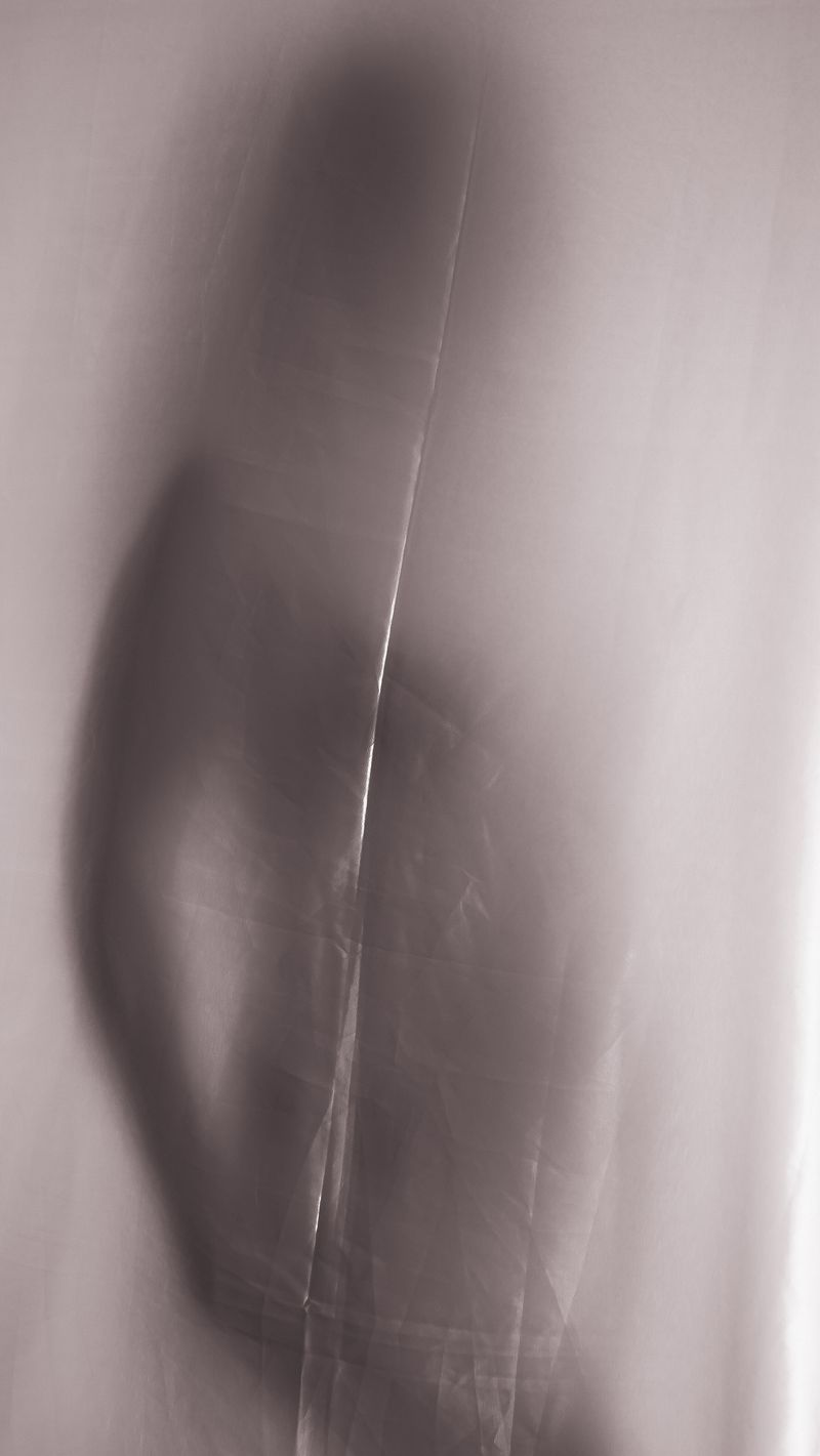 © Madalina Beda - Shadows of a mother