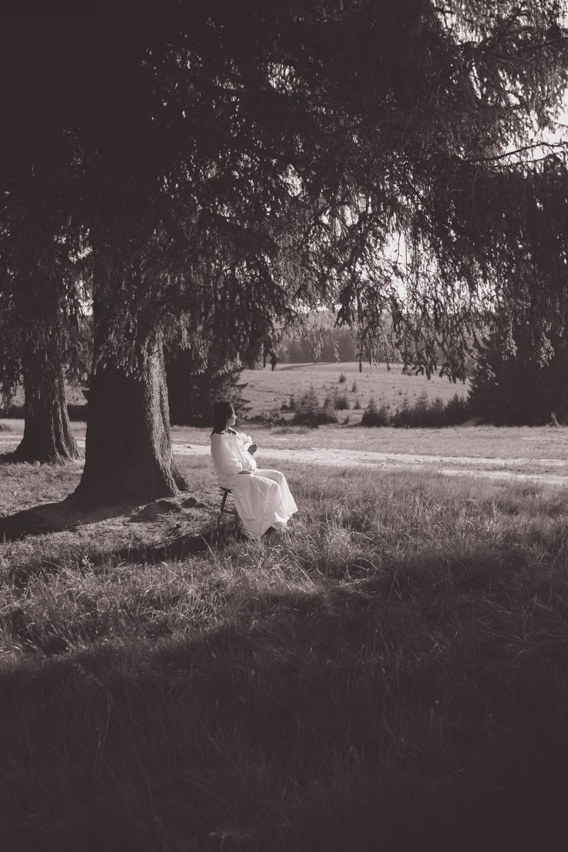 © Madalina Beda - Waiting for her to come