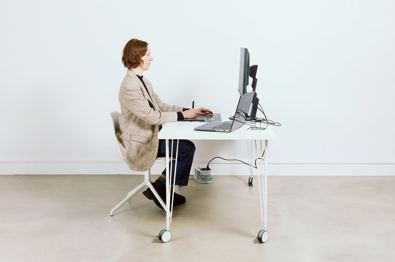 © Margaux Roy - Retoucher at work