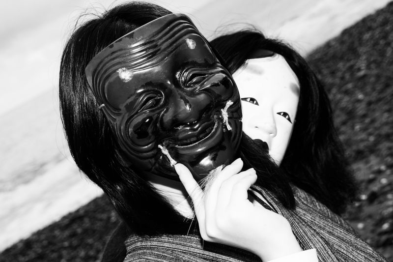 © Hsiao Kohji - Image from the The Veil of Interfaces photography project