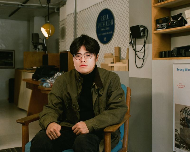 © sum shin - Image from the From the Sublime to the Ridiculous photography project