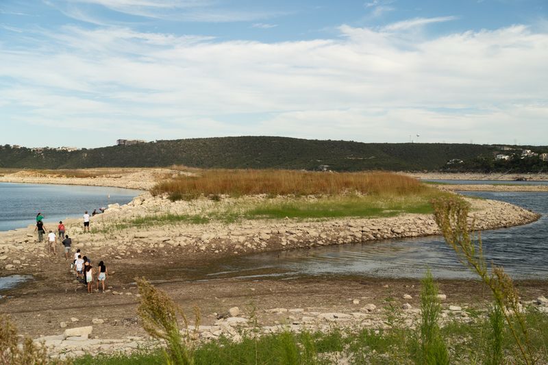 © Tova Katzman - Sometimes peninsula - 2023