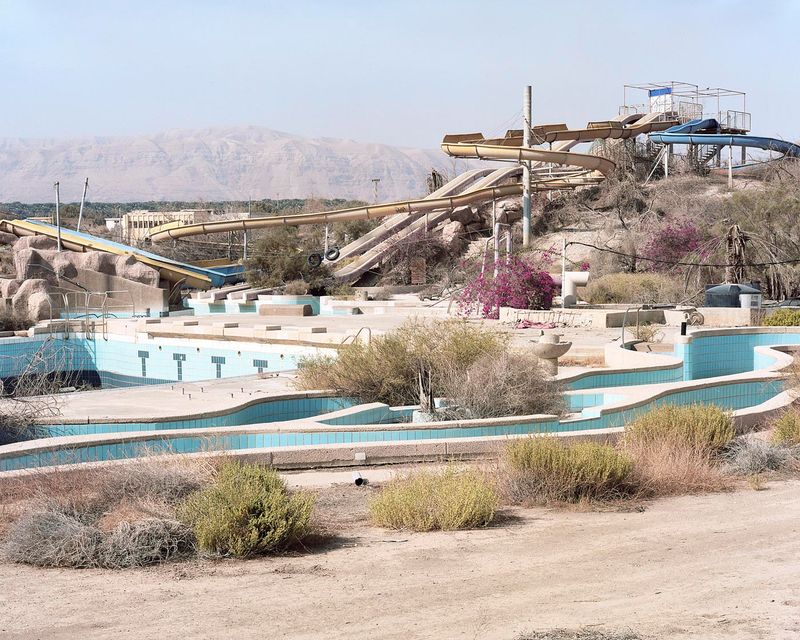 © Roei Greenberg - Image from the Along The Break photography project