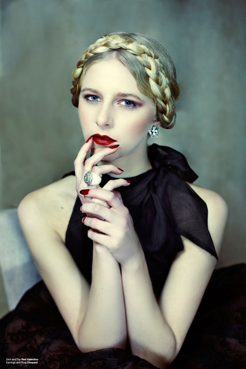 © Clara Copley - Image from the Women's Fashion Editorials photography project
