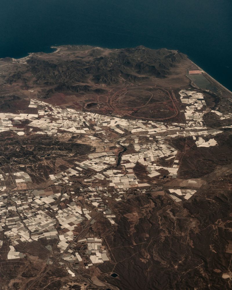 © Domonkos Varga - Circa 30 thousand