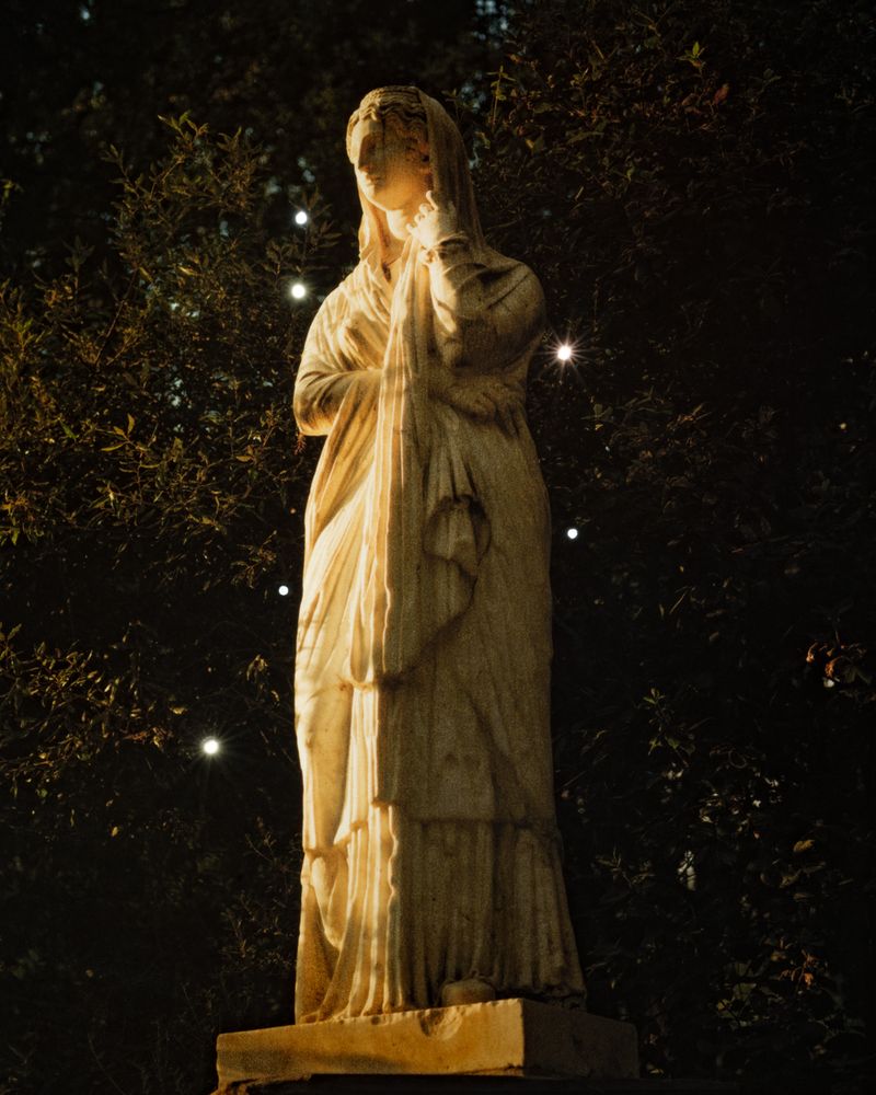 © Alvin Ng - Image from the Ovid's Fasti photography project