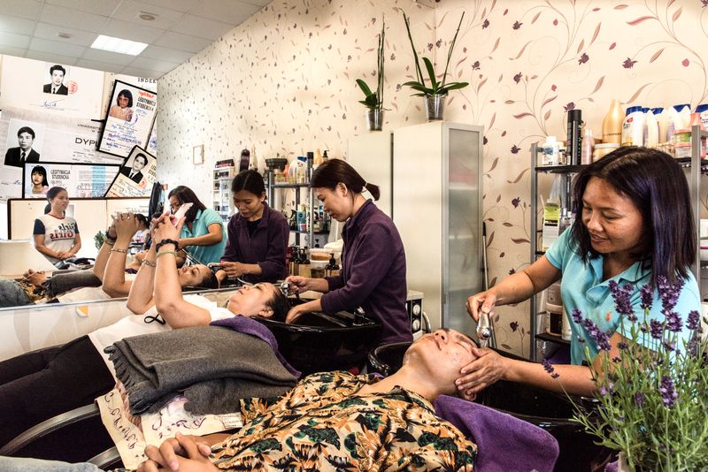 © Zula Rabikowska - Image from the Ba Lan: The Story of the Vietnamese Diaspora in Poland photography project