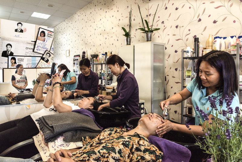 © Zula Rabikowska - Image from the Ba Lan: The Story of the Vietnamese Diaspora in Poland photography project