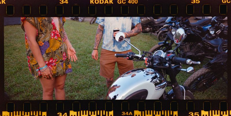 © Camila de Ilhéus - Group portrait at Wild Wheels