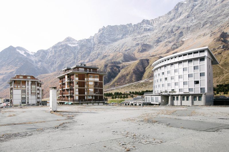 © Simone Petitjacques - Image from the Breuil - the city of high altitude , built in a desert of rocks and ice - photography project