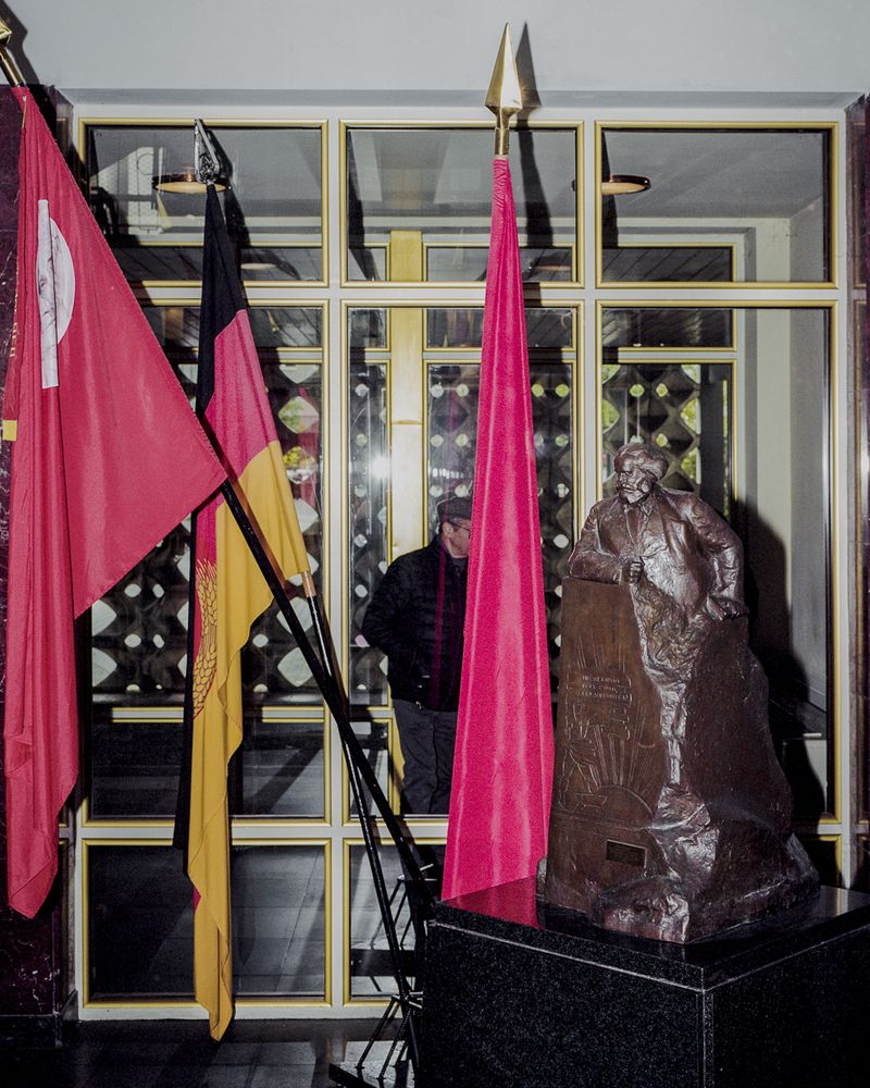 © Paweł Starzec - Image from the Zersetzung photography project