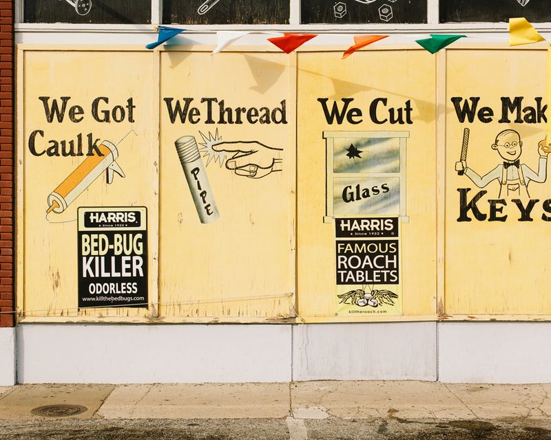 © Whitten Sabbatini - Image from the There's Worse Things Than Being Alone photography project