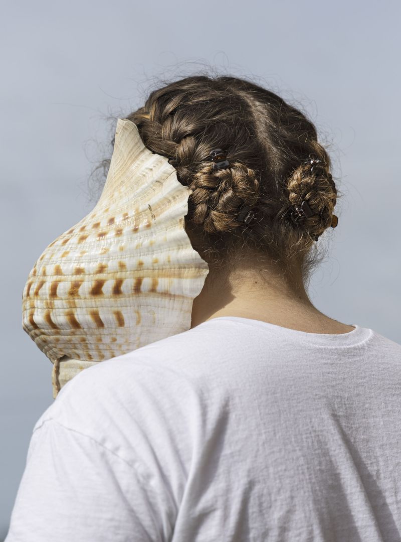 © Aude Mayer - Image from the Le bruit que nous faisons assis là, sans qu'aucun de nous ne bouge photography project