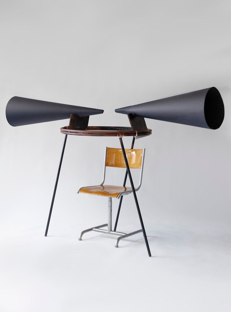 © Aude Mayer - Image from the Le bruit que nous faisons assis là, sans qu'aucun de nous ne bouge photography project