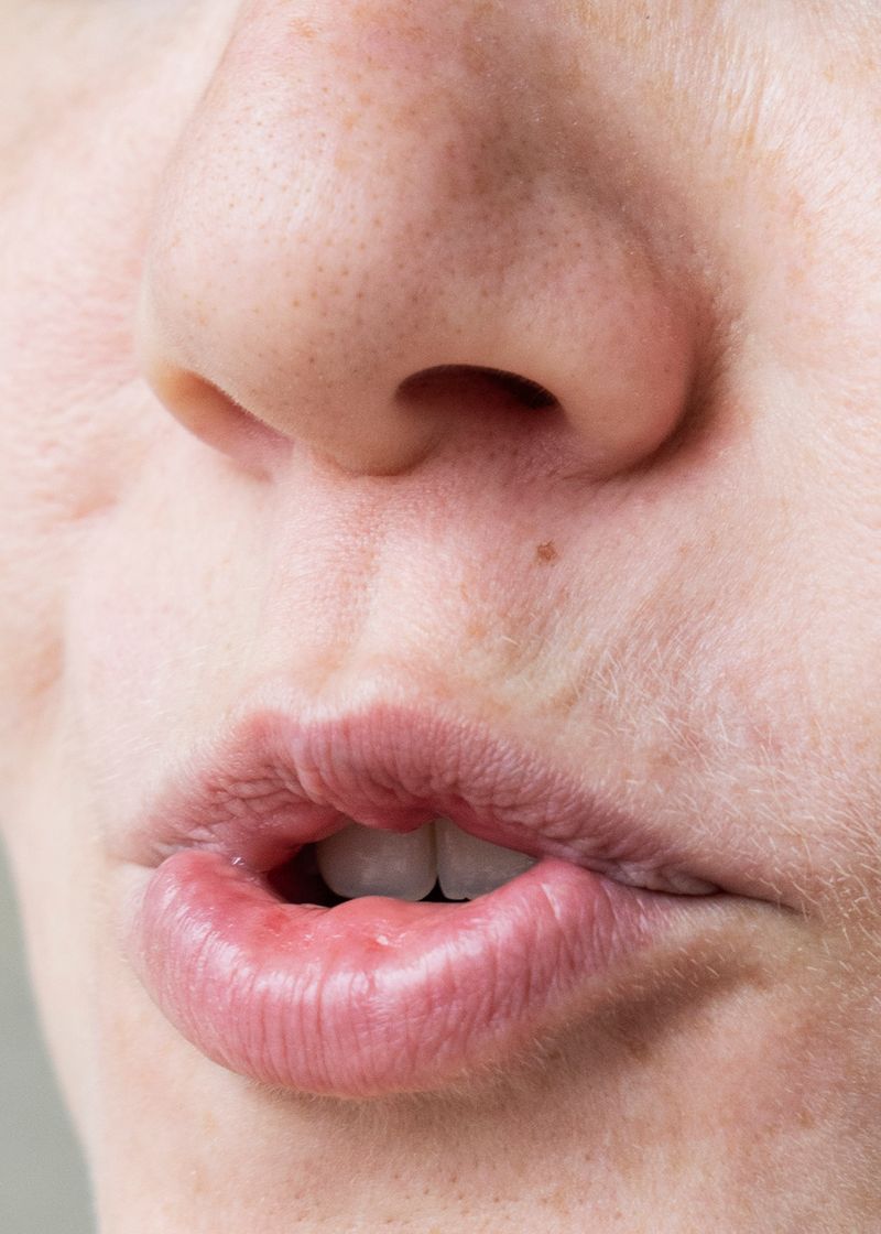 © Aude Mayer - Image from the Le bruit que nous faisons assis là, sans qu'aucun de nous ne bouge photography project