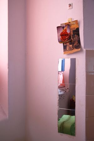 The women of Rebibbia. Walls of stories