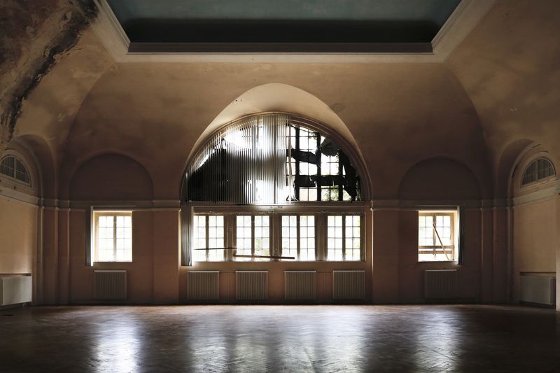 © Francesca Pompei - Francesca Pompei-The old theater-In the light