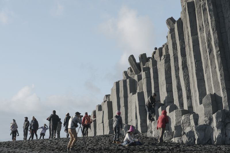 © Kristin Braga Wright - Image from the Ferðamen (Tourists) photography project