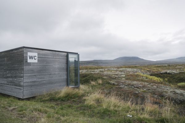 © Kristin Braga Wright - Image from the Ferðamen (Tourists) photography project