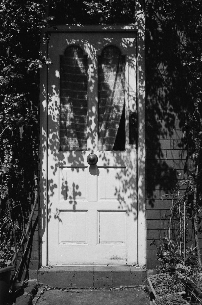 © Francesco Quarato - Image from the Between Walls photography project