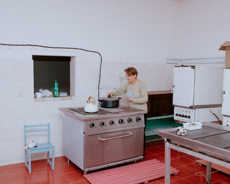 © Jana Islinger - Image from the It's my wound because it's pain for me photography project