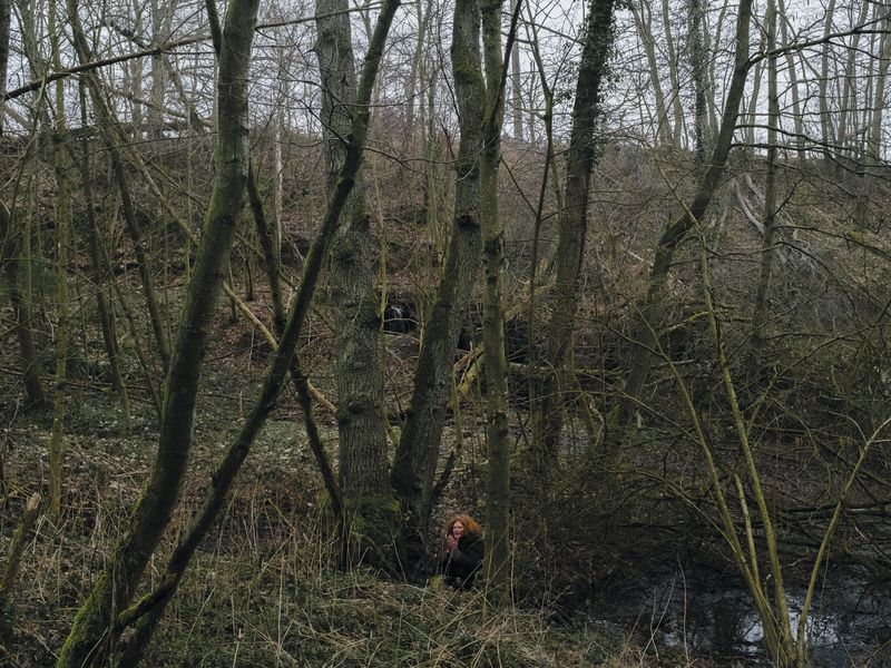 © Nick Somers - 'K' uses a nearby river in the forest to help electrically ground them.