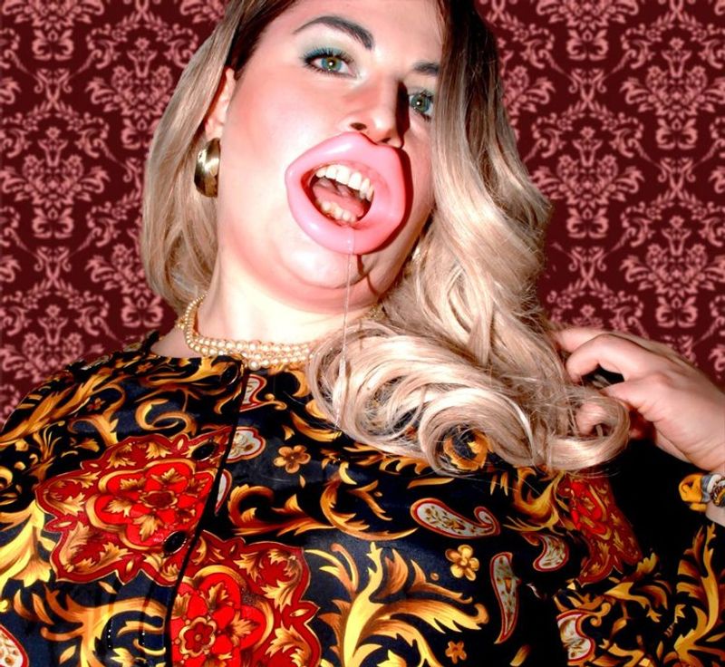 © vanessa fairfax-woods - Image from the Pretty Intelligent Girl photography project