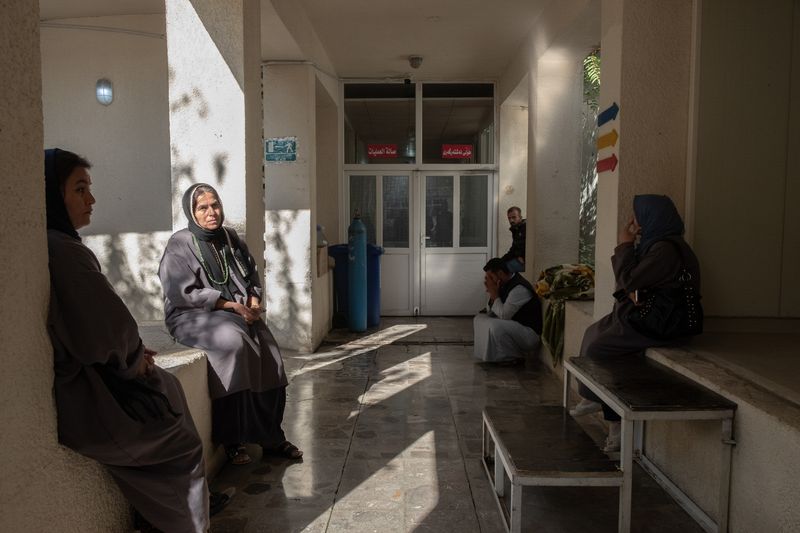 © Valentina Sinis - Image from the Broken Princess photography project