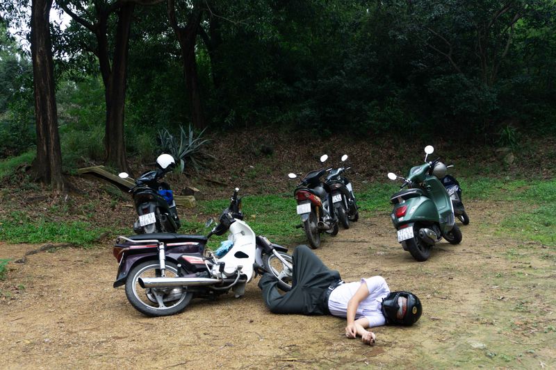 © Ben-Bùi Nguyễn - I Photograph Myself: A Self-Portraiture with My Father's 20-Year-Old Bike.