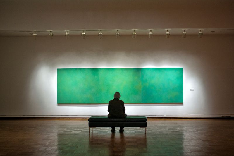 © José Reis - With Anne Appleby’s “The River 2013” at the Portland Art Museum in Portland, Oregon, U.S.A. (2013)