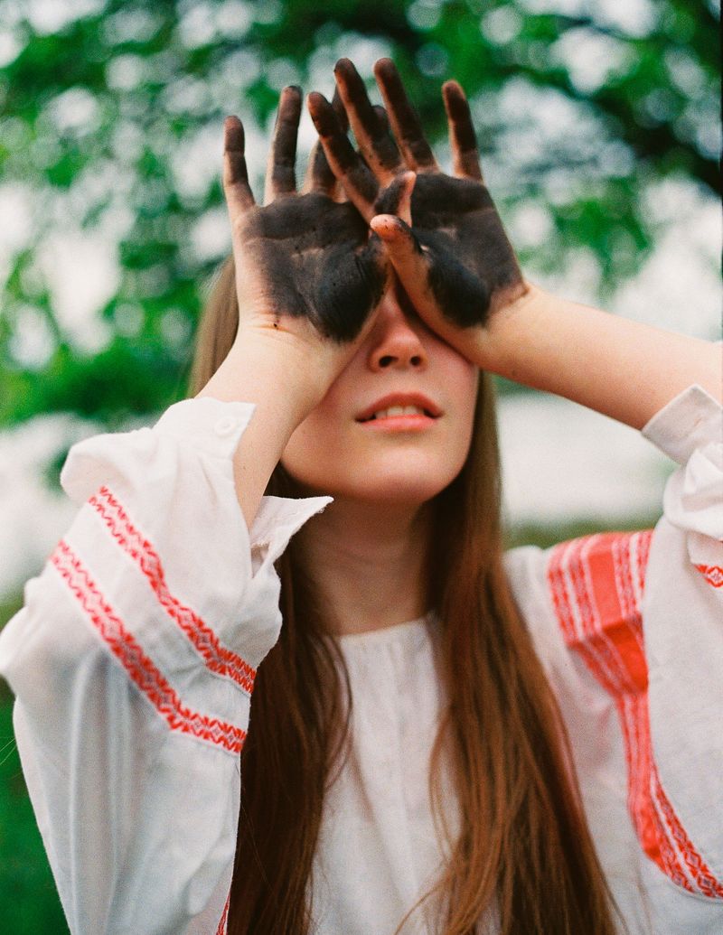 © Natalya Gordeeva - Image from the The Habit of Being Together photography project