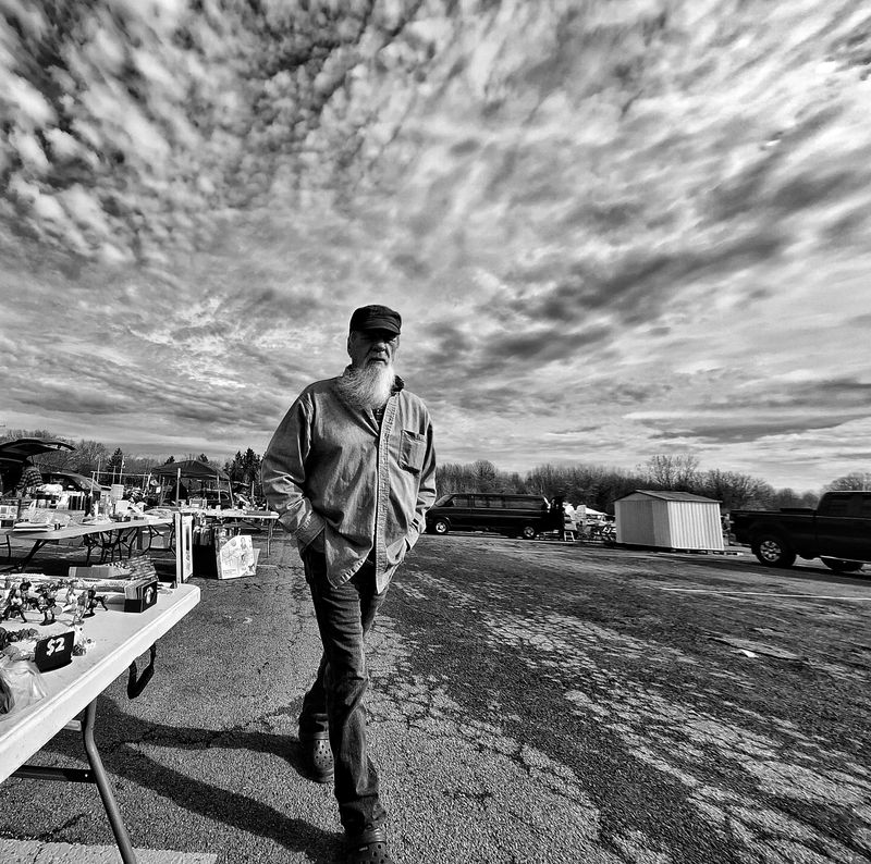 © Tony Nicholas - Image from the People and place: views of Four Seasons flea market photography project